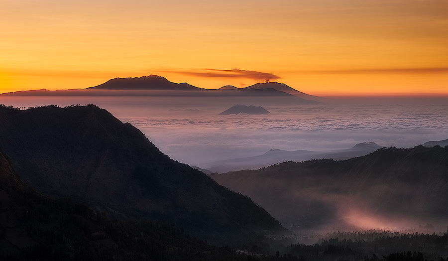 The view east across Java from Mount Bromo at sunrise.  Fuji X-T10 & XF55-200mm