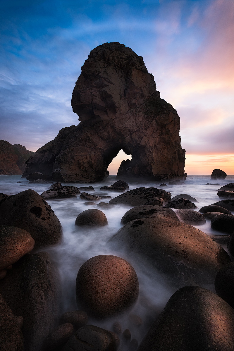 The “lion” at sunset at Praia do Ouriçal Fuji X-T1 . Fuji XF10-24mmF4 @ 10mm . f/9 . 5" . ISO 200