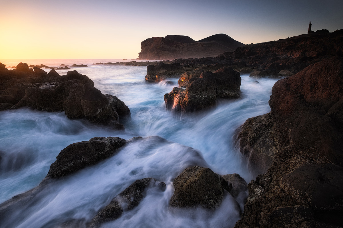 Capalinhos, Faial island, Açores, at sunset Lajes – X-T1 + XF10-24mm