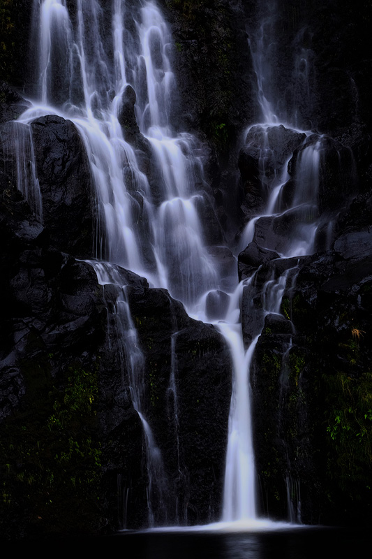 Bacalhau waterfall abstract, Flores island, Açores – X-T1 + XF55-200mm