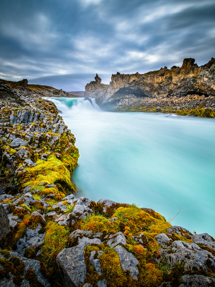 Góðafoss - one of the stream downwards, 10mm F11 30s iso200 - ND filter