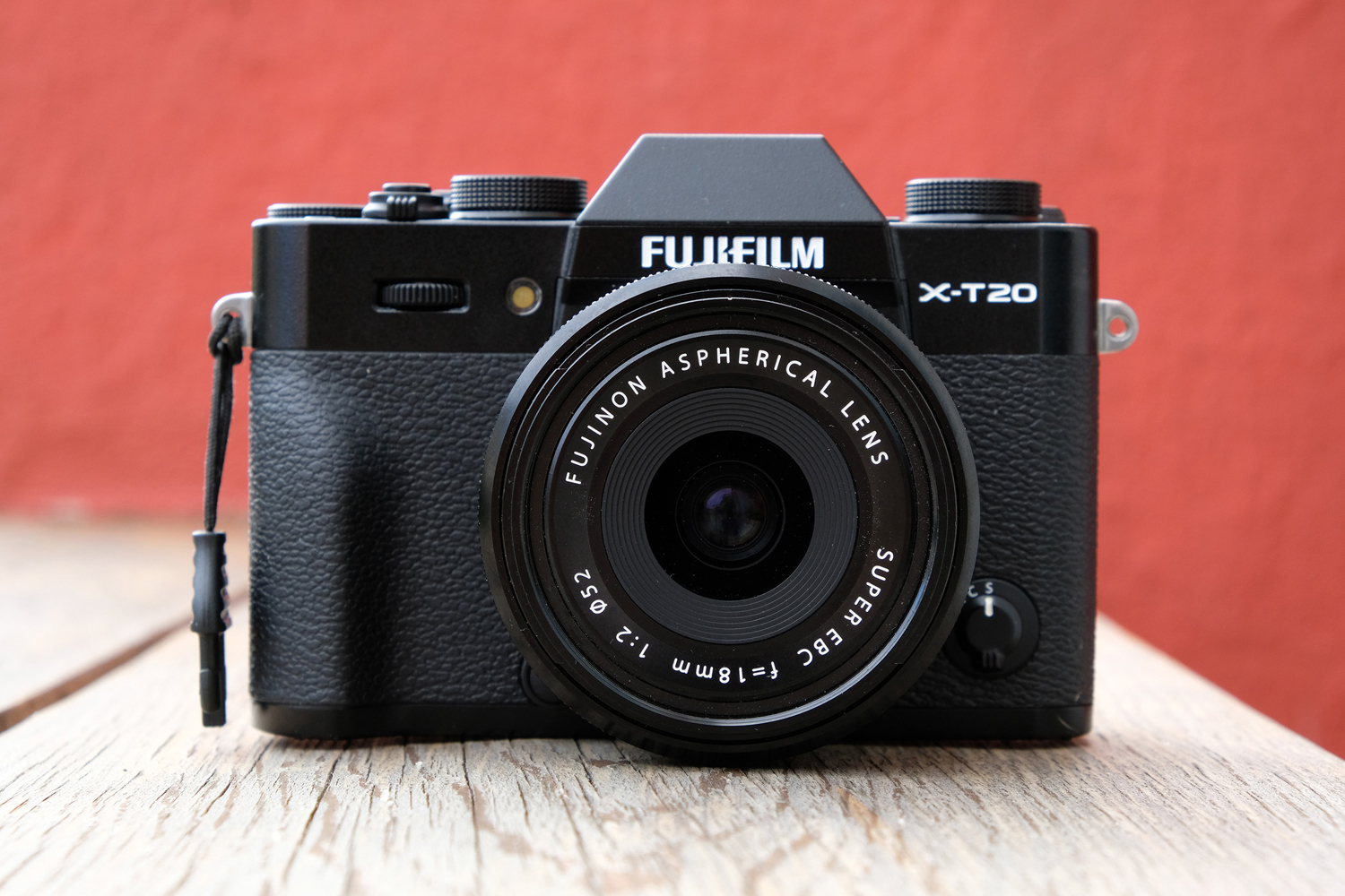 Maak een naam water belangrijk Fujifilm X-T20 – A Practical Comparison with the X-T2 - Fuji X Passion