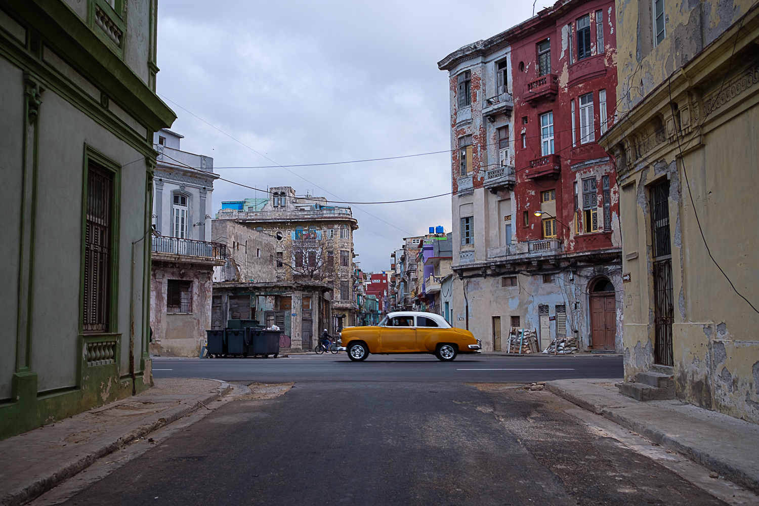 Habana 73.1 – a personal project with Fuji X cameras