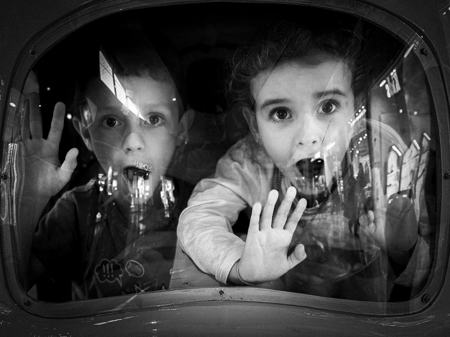 A personal language in Black and White – Interview with Rubén Benito